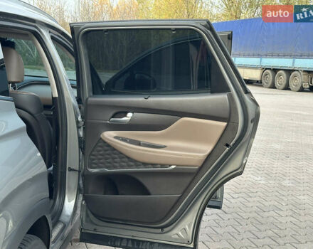 Серый Хендай Санта Фе, объемом двигателя 2.2 л и пробегом 131 тыс. км за 29200 $, фото 54 на Automoto.ua