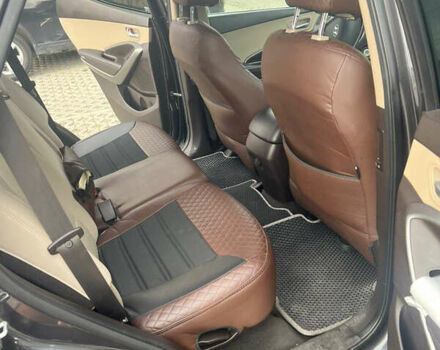 Сірий Хендай Санта Фе, об'ємом двигуна 2.36 л та пробігом 116 тис. км за 14900 $, фото 8 на Automoto.ua