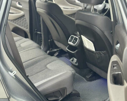 Сірий Хендай Санта Фе, об'ємом двигуна 2.36 л та пробігом 130 тис. км за 19500 $, фото 13 на Automoto.ua