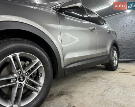 Хендай Санта Фе 2018 в Кременце на Automoto.ua Серый Хендай Санта Фе, объемом двигателя 2.4 л и пробегом 67 тыс. км за 19000 $, фото 14 на Automoto.ua