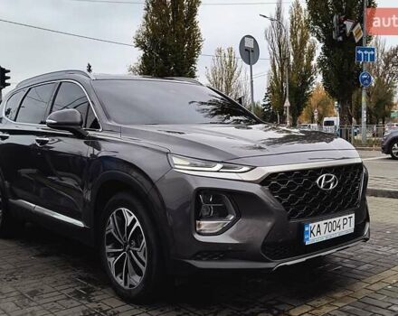 Серый Хендай Санта Фе, объемом двигателя 2 л и пробегом 113 тыс. км за 26400 $, фото 1 на Automoto.ua
