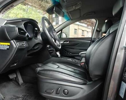 Хендай Санта Фе 2018 в Черкассах на Automoto.ua Серый Хендай Санта Фе, объемом двигателя 2 л и пробегом 134 тыс. км за 25500 $, фото 2 на Automoto.ua