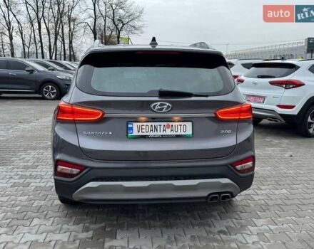 Серый Хендай Санта Фе, объемом двигателя 2 л и пробегом 95 тыс. км за 25500 $, фото 5 на Automoto.ua