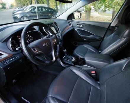 Сірий Хендай Санта Фе, об'ємом двигуна 2 л та пробігом 104 тис. км за 14000 $, фото 6 на Automoto.ua