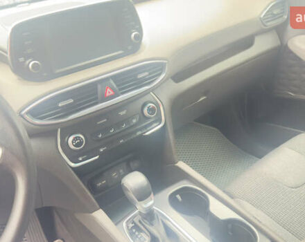 Хендай Санта Фе 2018 в Житомире на Automoto.ua Серый Хендай Санта Фе, объемом двигателя 2.4 л и пробегом 121 тыс. км за 21999 $, фото 10 на Automoto.ua