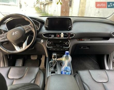 Серый Хендай Санта Фе, объемом двигателя 2.2 л и пробегом 75 тыс. км за 31050 $, фото 10 на Automoto.ua