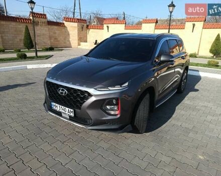 Серый Хендай Санта Фе, объемом двигателя 2 л и пробегом 151 тыс. км за 25100 $, фото 7 на Automoto.ua