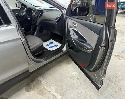 Хендай Санта Фе 2018 в Кременце на Automoto.ua Серый Хендай Санта Фе, объемом двигателя 2.4 л и пробегом 67 тыс. км за 19000 $, фото 18 на Automoto.ua