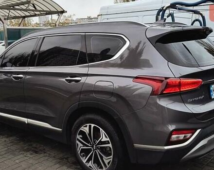 Серый Хендай Санта Фе, объемом двигателя 2 л и пробегом 113 тыс. км за 26400 $, фото 4 на Automoto.ua