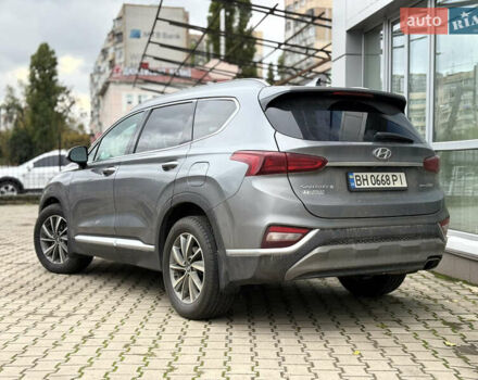Серый Хендай Санта Фе, объемом двигателя 2 л и пробегом 103 тыс. км за 26000 $, фото 5 на Automoto.ua