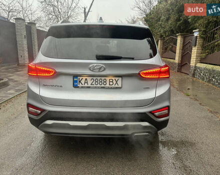 Серый Хендай Санта Фе, объемом двигателя 2.36 л и пробегом 69 тыс. км за 29900 $, фото 5 на Automoto.ua