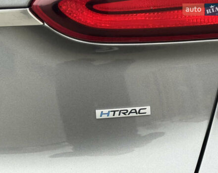 Сірий Хендай Санта Фе, об'ємом двигуна 2.36 л та пробігом 130 тис. км за 19500 $, фото 5 на Automoto.ua