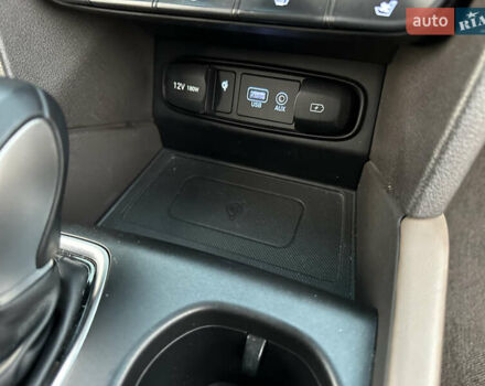 Серый Хендай Санта Фе, объемом двигателя 2.2 л и пробегом 131 тыс. км за 29200 $, фото 79 на Automoto.ua