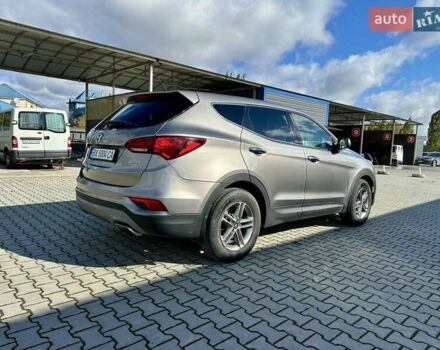 Серый Хендай Санта Фе, объемом двигателя 2.36 л и пробегом 112 тыс. км за 15900 $, фото 16 на Automoto.ua