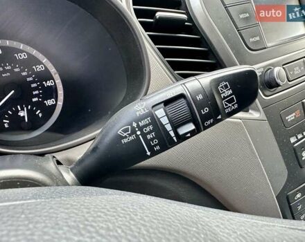 Серый Хендай Санта Фе, объемом двигателя 2.36 л и пробегом 112 тыс. км за 15900 $, фото 21 на Automoto.ua