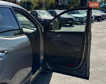 Сірий Хендай Санта Фе, об'ємом двигуна 2.36 л та пробігом 112 тис. км за 15500 $, фото 33 на Automoto.ua