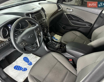 Хендай Санта Фе 2018 в Кременце на Automoto.ua Серый Хендай Санта Фе, объемом двигателя 2.4 л и пробегом 67 тыс. км за 19000 $, фото 32 на Automoto.ua