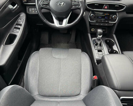 Серый Хендай Санта Фе, объемом двигателя 2 л и пробегом 103 тыс. км за 26000 $, фото 9 на Automoto.ua