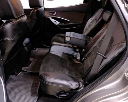 Серый Хендай Санта Фе, объемом двигателя 2.4 л и пробегом 164 тыс. км за 15900 $, фото 7 на Automoto.ua