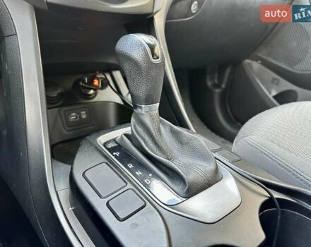 Серый Хендай Санта Фе, объемом двигателя 2.36 л и пробегом 112 тыс. км за 15900 $, фото 18 на Automoto.ua