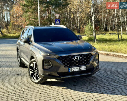 Серый Хендай Санта Фе, объемом двигателя 2 л и пробегом 148 тыс. км за 24400 $, фото 6 на Automoto.ua