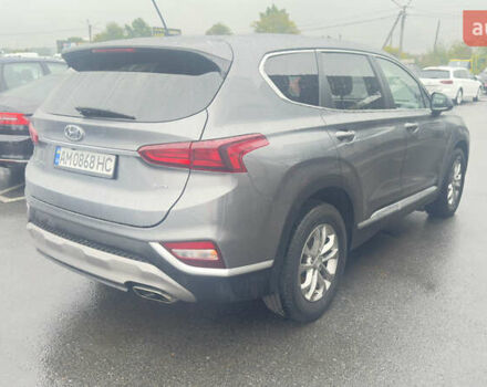 Хендай Санта Фе 2018 в Житомире на Automoto.ua Серый Хендай Санта Фе, объемом двигателя 2.4 л и пробегом 121 тыс. км за 21999 $, фото 2 на Automoto.ua