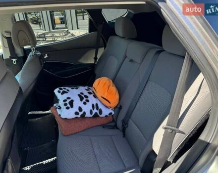 Сірий Хендай Санта Фе, об'ємом двигуна 2.36 л та пробігом 112 тис. км за 15500 $, фото 28 на Automoto.ua