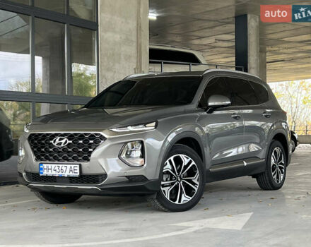 Серый Хендай Санта Фе, объемом двигателя 2.2 л и пробегом 30 тыс. км за 35000 $, фото 1 на Automoto.ua
