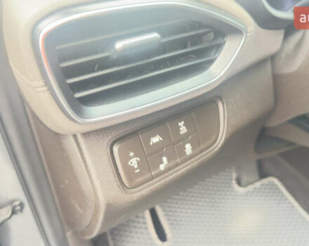 Хендай Санта Фе 2018 в Житомире на Automoto.ua Серый Хендай Санта Фе, объемом двигателя 2.4 л и пробегом 121 тыс. км за 21999 $, фото 9 на Automoto.ua