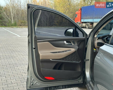 Серый Хендай Санта Фе, объемом двигателя 2.2 л и пробегом 131 тыс. км за 29200 $, фото 39 на Automoto.ua