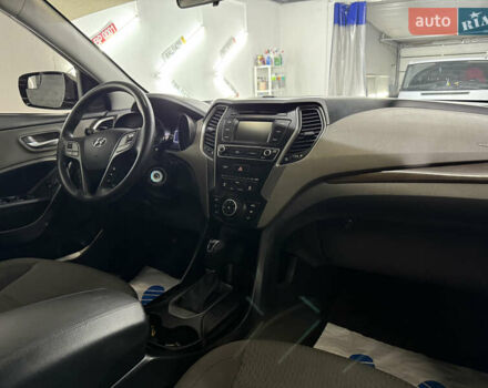 Хендай Санта Фе 2018 в Кременце на Automoto.ua Серый Хендай Санта Фе, объемом двигателя 2.4 л и пробегом 67 тыс. км за 19000 $, фото 25 на Automoto.ua