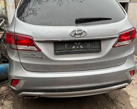 Сірий Хендай Санта Фе, об'ємом двигуна 3.3 л та пробігом 92 тис. км за 7000 $, фото 1 на Automoto.ua