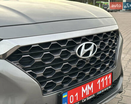 Серый Хендай Санта Фе, объемом двигателя 2.2 л и пробегом 131 тыс. км за 29200 $, фото 3 на Automoto.ua