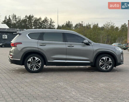 Серый Хендай Санта Фе, объемом двигателя 2.2 л и пробегом 131 тыс. км за 29200 $, фото 19 на Automoto.ua