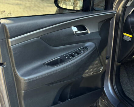 Серый Хендай Санта Фе, объемом двигателя 2 л и пробегом 148 тыс. км за 24400 $, фото 17 на Automoto.ua