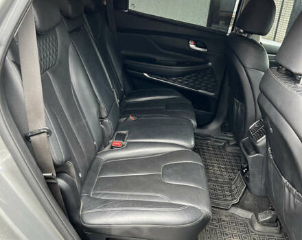 Серый Хендай Санта Фе, объемом двигателя 2.2 л и пробегом 95 тыс. км за 25999 $, фото 27 на Automoto.ua