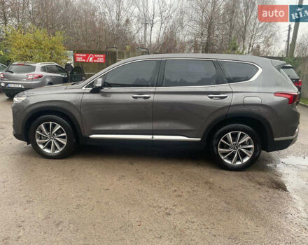 Серый Хендай Санта Фе, объемом двигателя 0 л и пробегом 132 тыс. км за 24800 $, фото 5 на Automoto.ua