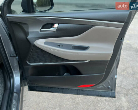 Сірий Хендай Санта Фе, об'ємом двигуна 2.2 л та пробігом 125 тис. км за 33500 $, фото 37 на Automoto.ua