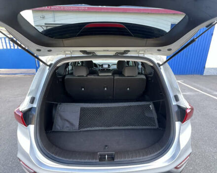 Серый Хендай Санта Фе, объемом двигателя 2.36 л и пробегом 244 тыс. км за 19400 $, фото 15 на Automoto.ua