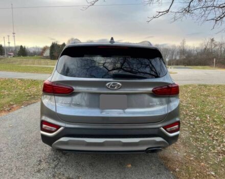 Серый Хендай Санта Фе, объемом двигателя 2 л и пробегом 36 тыс. км за 9500 $, фото 5 на Automoto.ua