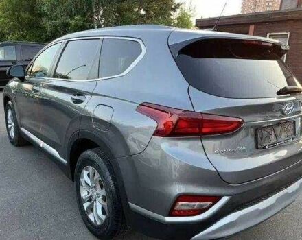 Серый Хендай Санта Фе, объемом двигателя 0 л и пробегом 138 тыс. км за 20000 $, фото 5 на Automoto.ua