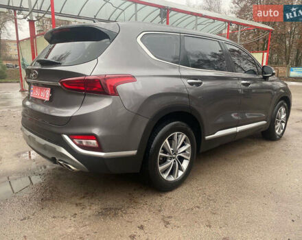 Серый Хендай Санта Фе, объемом двигателя 0 л и пробегом 132 тыс. км за 24800 $, фото 7 на Automoto.ua