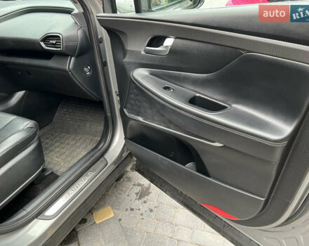 Серый Хендай Санта Фе, объемом двигателя 2.2 л и пробегом 95 тыс. км за 25999 $, фото 21 на Automoto.ua