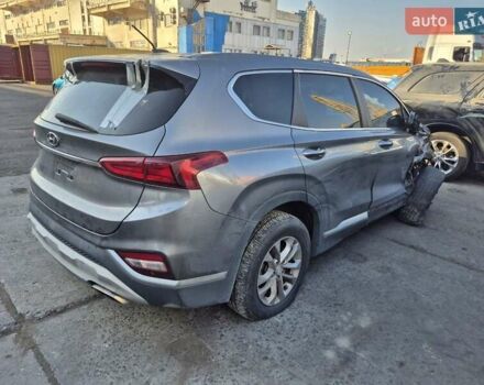 Серый Хендай Санта Фе, объемом двигателя 2.36 л и пробегом 260 тыс. км за 5500 $, фото 16 на Automoto.ua