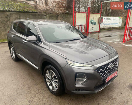 Серый Хендай Санта Фе, объемом двигателя 0 л и пробегом 132 тыс. км за 24800 $, фото 2 на Automoto.ua