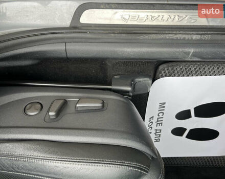 Сірий Хендай Санта Фе, об'ємом двигуна 2 л та пробігом 138 тис. км за 26500 $, фото 10 на Automoto.ua