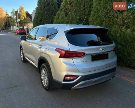 Серый Хендай Санта Фе, объемом двигателя 2.36 л и пробегом 126 тыс. км за 16900 $, фото 7 на Automoto.ua
