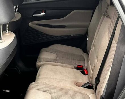 Серый Хендай Санта Фе, объемом двигателя 2.4 л и пробегом 164 тыс. км за 15200 $, фото 19 на Automoto.ua