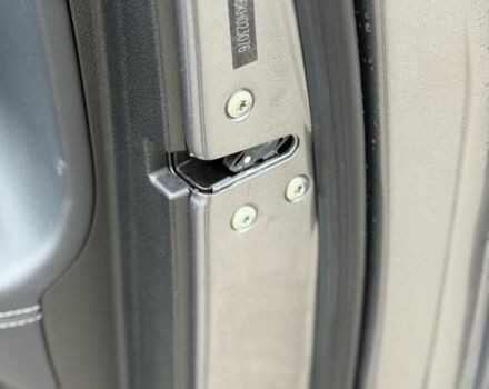 Серый Хендай Санта Фе, объемом двигателя 2 л и пробегом 146 тыс. км за 24000 $, фото 14 на Automoto.ua