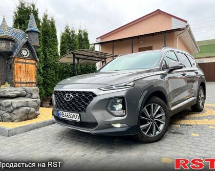 Хендай Санта Фе 2019 в Виннице на Automoto.ua Серый Хендай Санта Фе, объемом двигателя 2.2 л и пробегом 95 тыс. км за 26950 $, фото 1 на Automoto.ua